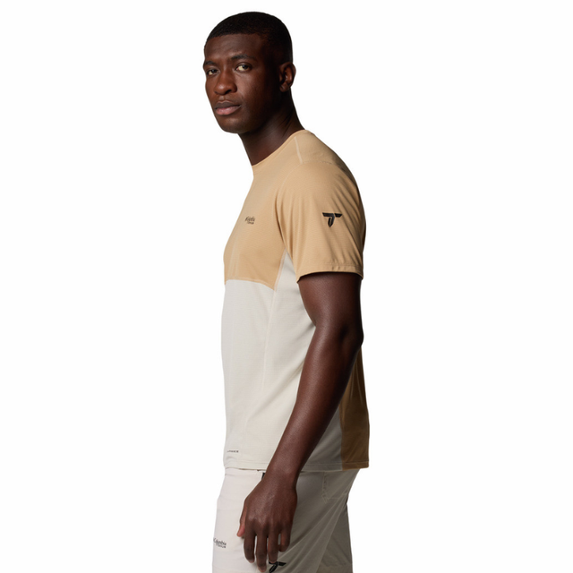 Columbia Cirque River™ Pro SS Graphic Crew - Aadima Nepal -online shopping Nepal - Fashion -Buy Clothing Online in Nepal