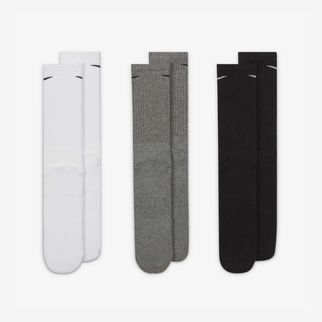 Nike Everyday Cushioned Training Crew Socks - Aadima Nepal -online shopping Nepal - Fashion -Buy Clothing Online in Nepal