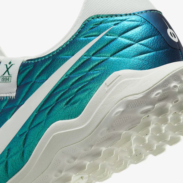 Nike Tiempo Emerald Legend 10