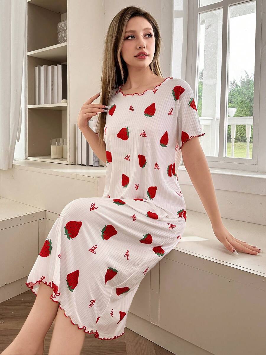 Casual Strawberry & Heart Print Short Sleeve Sleepshirt