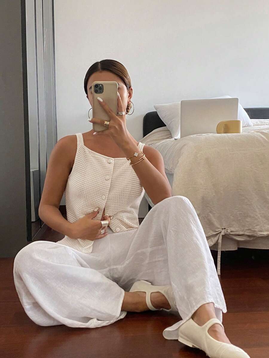 Casual Crew Neck Sleeveless  Front Button Tank Top