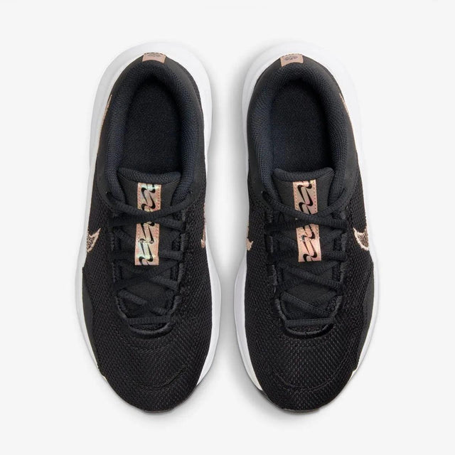 Shop Nike Legend Essential 3 NN P sneakers in Nepal. Designed for comfort & support, these durable sneakers are perfect for fast-paced workouts and gym sessions.