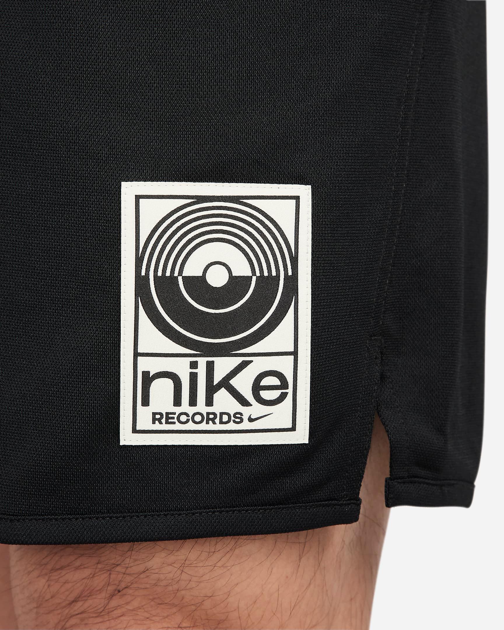 Nike Totality Studio '72 Dri-FIT 7" - Aadima Nepal -online shopping Nepal - Fashion -Buy Clothing Online  in Nepal