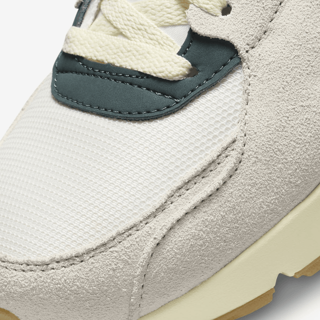 Air Max Excee - Aadima online shopping platform in Nepal for men’s and women’s fashion.
