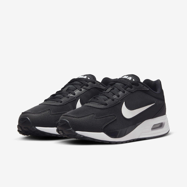 Shop Nike Air Max Solo sneakers in Nepal for a unique blend of classic design and modern comfort. Perfect for Air Max fans. Affordable prices and fast delivery.