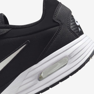 Shop Nike Air Max Solo sneakers in Nepal for a unique blend of classic design and modern comfort. Perfect for Air Max fans. Affordable prices and fast delivery.