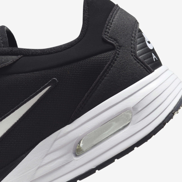 Shop Nike Air Max Solo sneakers in Nepal for a unique blend of classic design and modern comfort. Perfect for Air Max fans. Affordable prices and fast delivery.